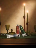 Veillée Pralinée Perfumed Hand Cream - Illustration 2