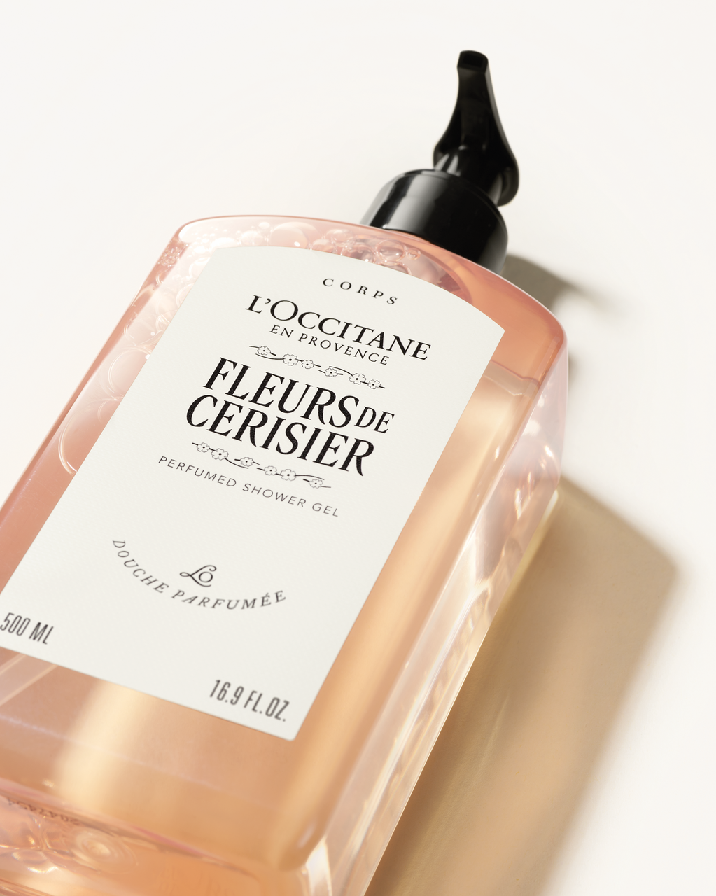 Cherry Blossom Perfumed Shower Gel - Illustration 2