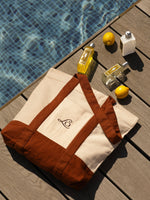 ONE TOTE BAG