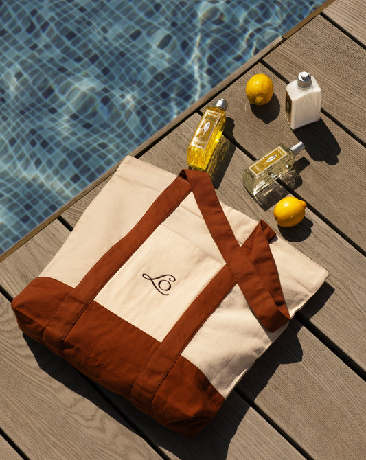 ONE TOTE BAG
